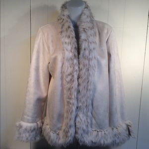 White House Black Market fur jacket women’…